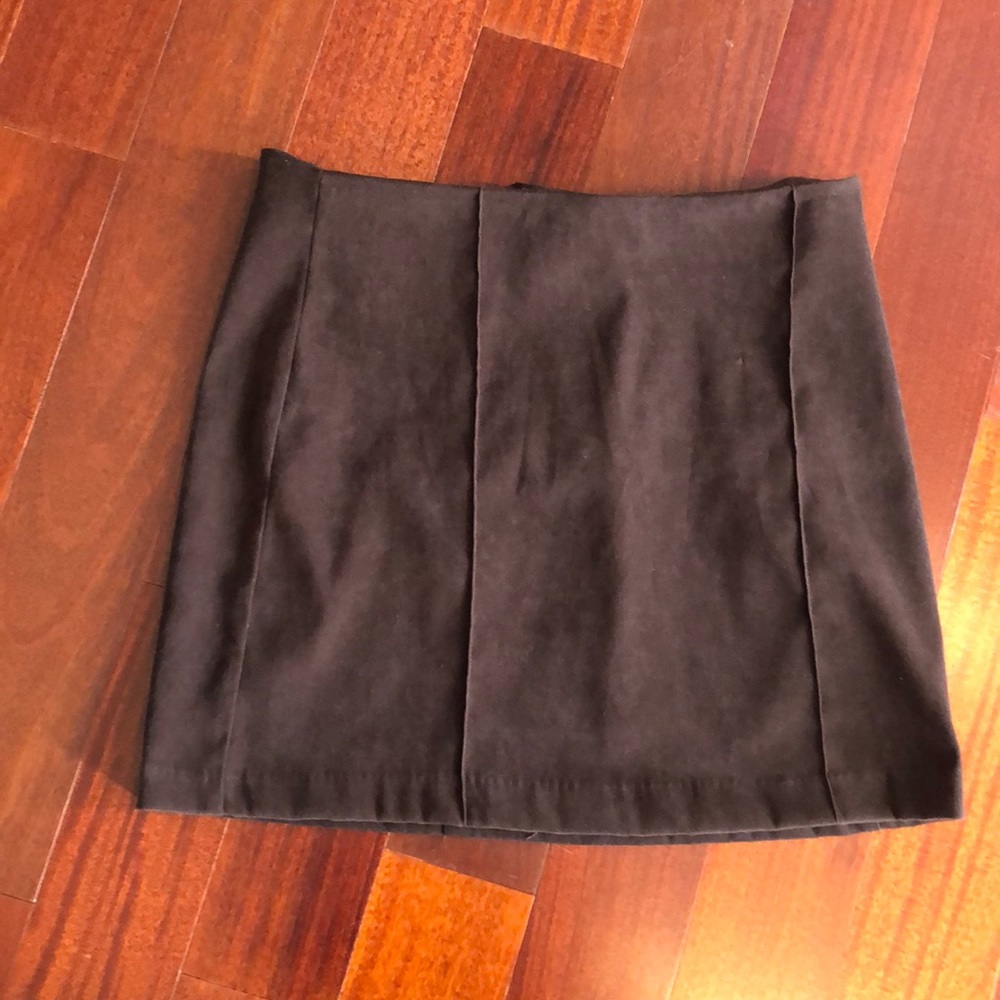 Women’s brown skirt with a suede like feel size 9